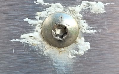 How to avoid anodized aluminum  Stainless steel corrosion 